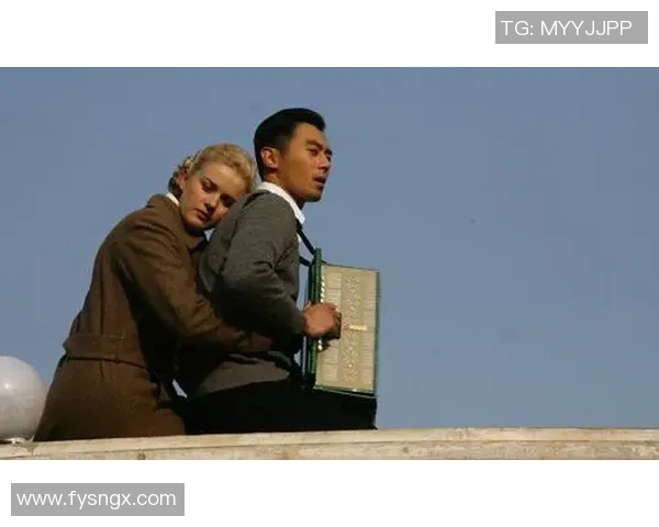 聚焦篮球明星成长之路与赛场传奇故事全景深度解读精彩瞬间纵览集